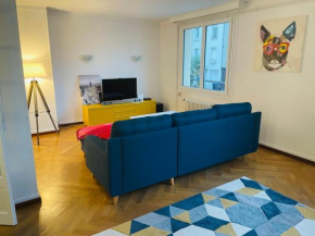 Charmant appartement de cœur de ville - 2 chambres lits Queen size - NETFLIX - WIFI